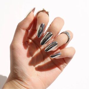 Nail Reformation Silver Chrome Press-On Nails